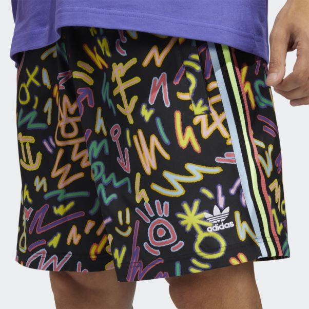 Love Unites Short Tissé à Imprimé Doodle (non Genré) Adidas Multicolore