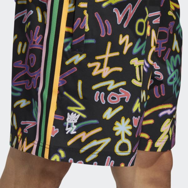 Adidas Love Unites Short Tissé à Imprimé Doodle (non Genré) Multicolore