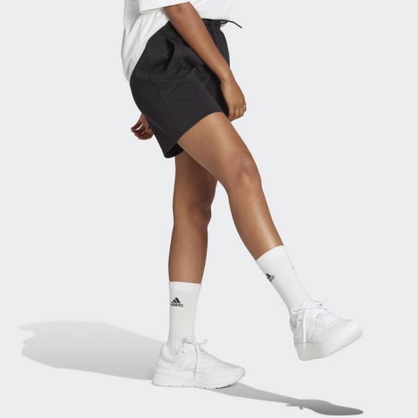 Future Icon Badge Of Sport Short Noir Adidas