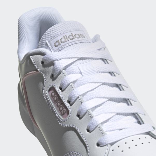 Chaussures Adidas Roguera Blanches