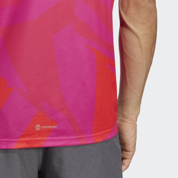 Adidas Possède Le T-shirt Saisonnier Run Fuchsia