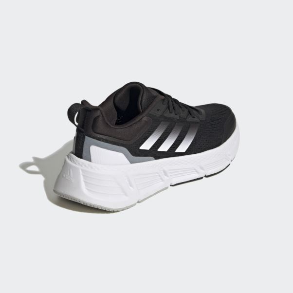 Chaussures Adidas Questar Grises