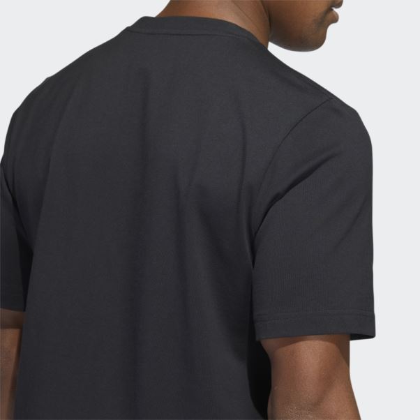 T-shirt Adidas Universal Badge Of Sport Noir