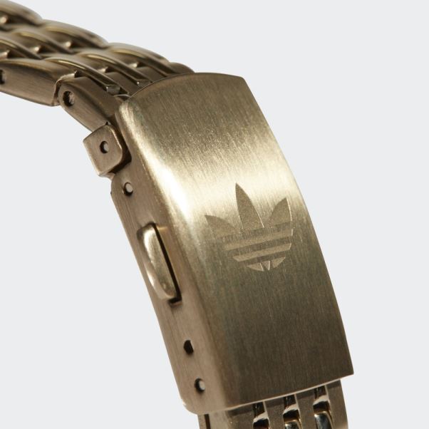 Montre Adidas Code One Small M Or Métallique