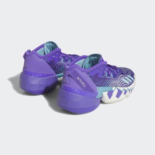 Enfiler. Chaussure De Basketball Issue #4 Adidas Purple Rush