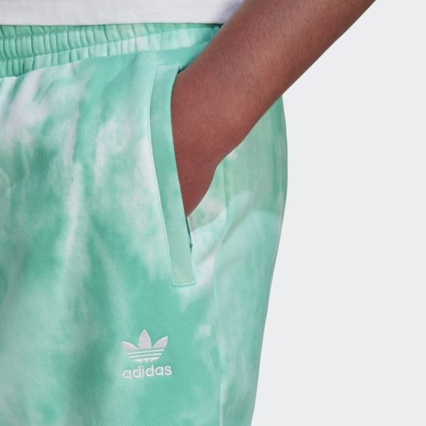 Adidas Short Adicolor Essentials Trefoil Vert Haute Résolution