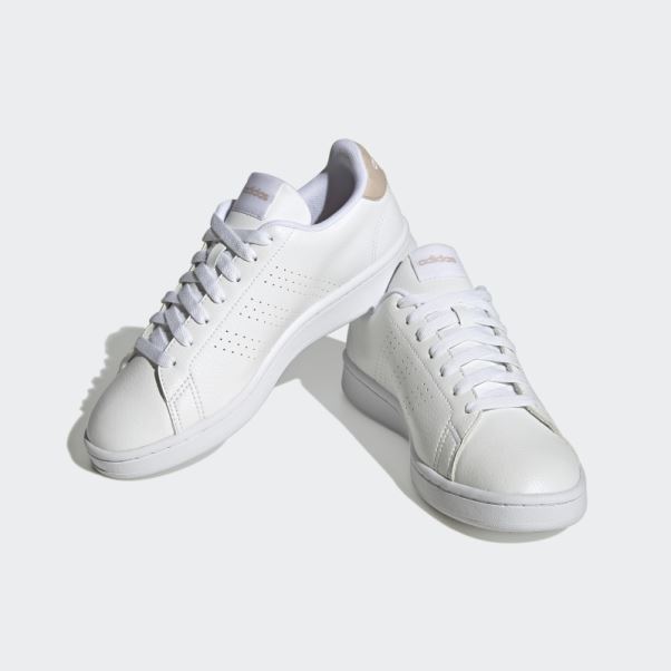 Chaussures Adidas Avantage Taupe