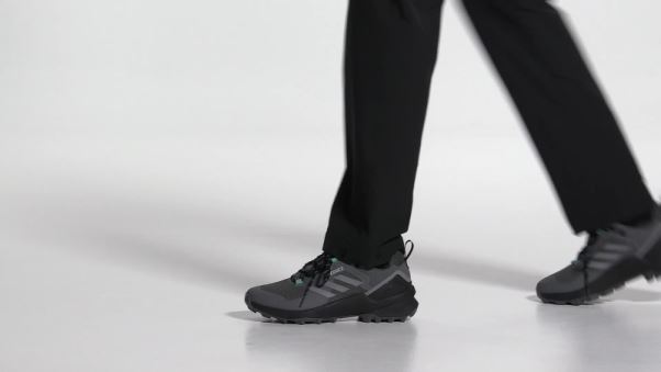 Chaussures De Randonnée Adidas Terrex Swift R3 Grises
