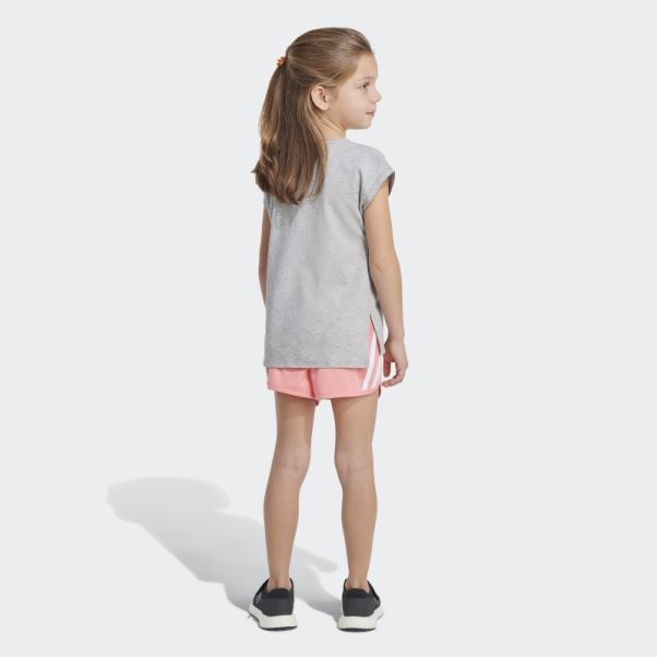 Ensemble T-shirt Et Short Graphique Gris Moyen Adidas