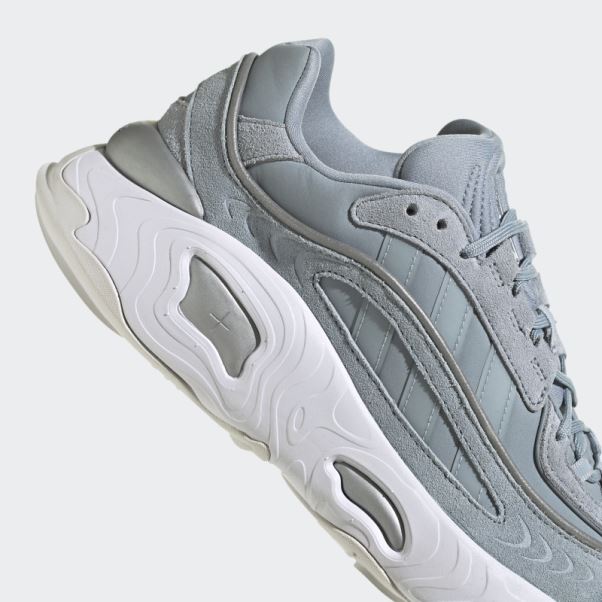 Chaussures Oznova Adidas Gris Clair