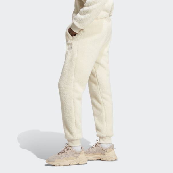 Pantalon De Survêtement Essentials+ Fluffy Fleece Blanc Adidas