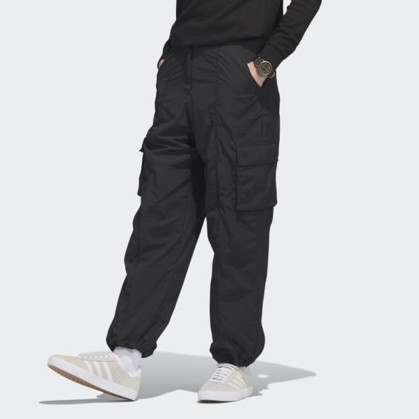 Pantalon De Survêtement Premium Essentials Nylon Cargo Noir Adidas