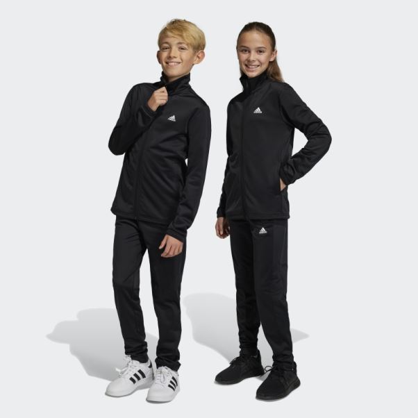 Survetement Adidas Essentials Noir Gros Logo