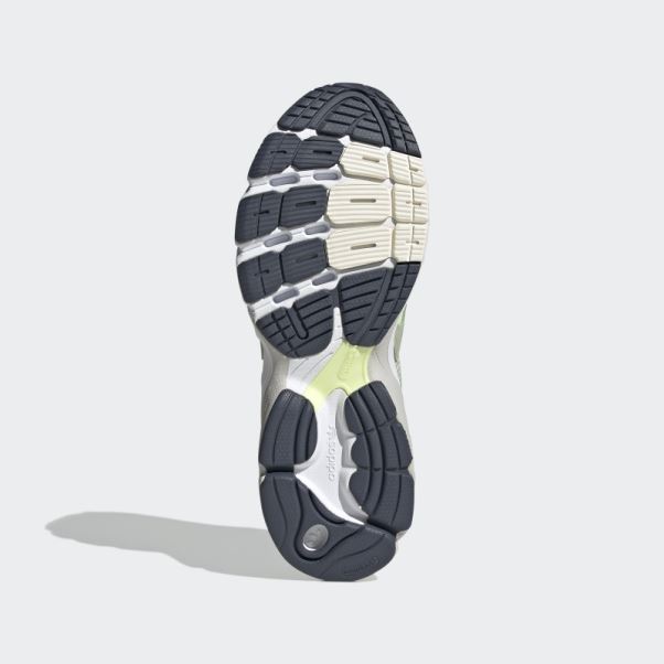 Astir Chaussures Vert Adidas