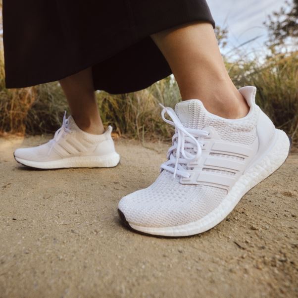 Adidas Ultraboost 5 Dna Running Sportswear Lifestyle Chaussures