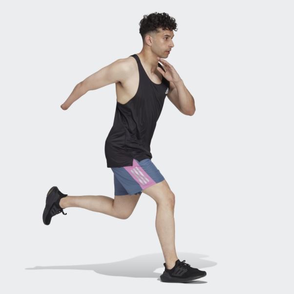 Acier Possède Le Short De Course Adidas