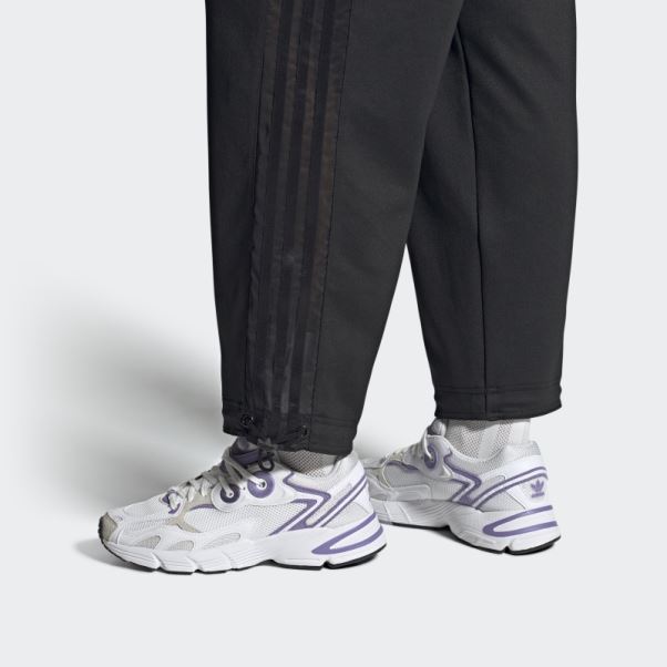 Chaussures Adidas Astir Violet Tech