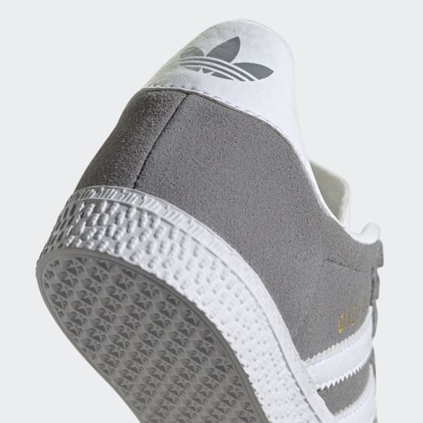 Chaussure Adidas Gazelle Grise