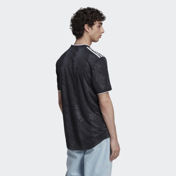 Maillot Adidas Juventus 22/23 Extérieur Authentique Noir
