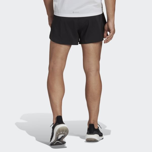 Short Fendu Adidas Own The Run Noir