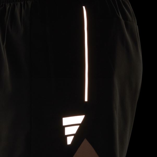 Short Fendu Adidas Own The Run Noir
