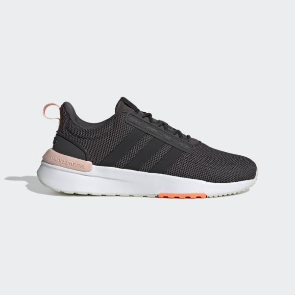 Chaussure Adidas Carbone Racer Tr21