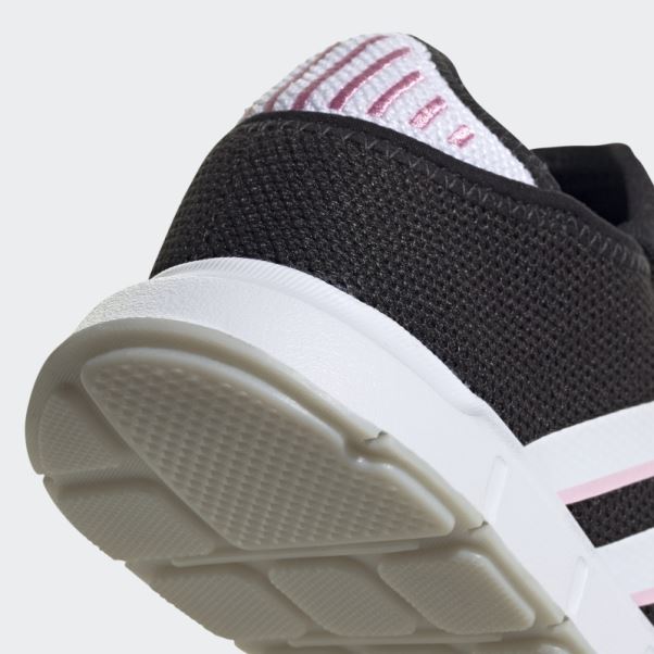 Chaussure Swift Run X Adidas Noir