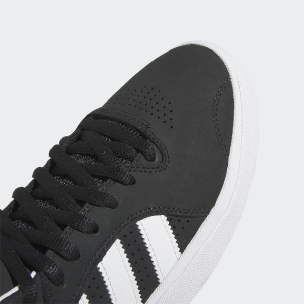Chaussures Adidas Tyshawn Dorées Métallisées