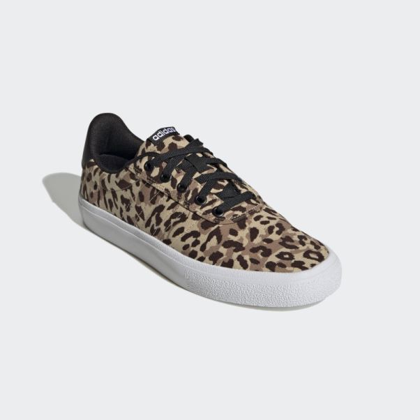 Beige Adidas Farm Rio X Vulc Raid3r Lifestyle Skateboarding Logo Branding Chaussures