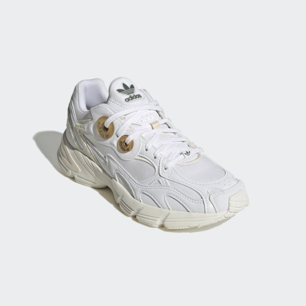 Chaussures Adidas Astir Blanc Chaud
