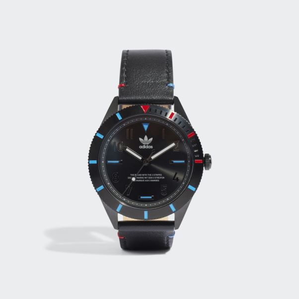 Montre Adidas édition Trois Noire