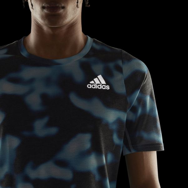 Run Icon 3-bar Allover Print Tee Multicolore Adidas