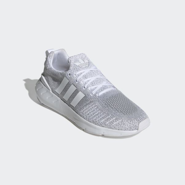 Chaussures Adidas Swift Run 22 Noir