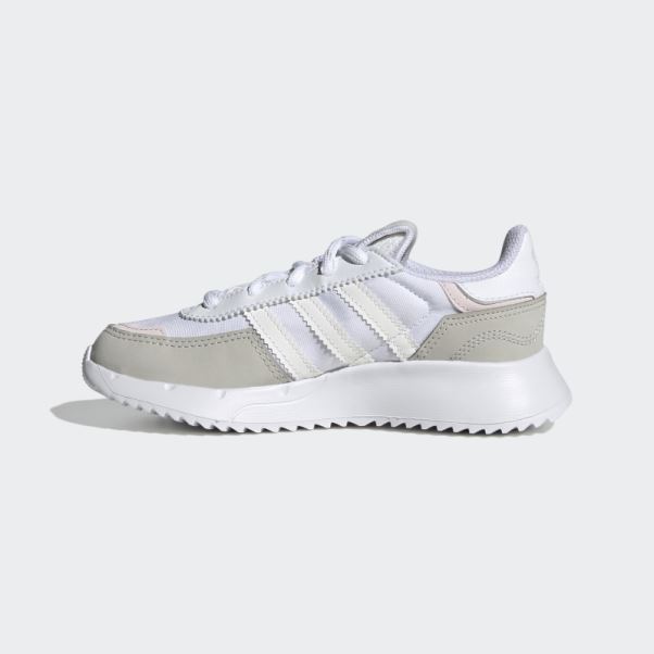 Chaussures Adidas Retropy F2 Blanches