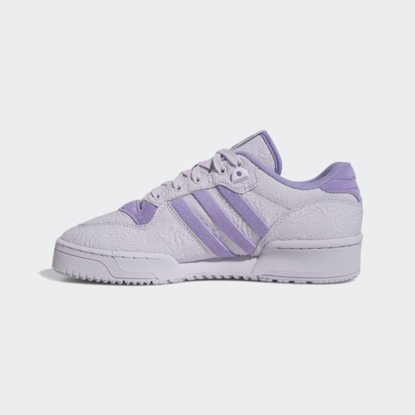 Chaussures Adidas Aube Rivalry Low Tr