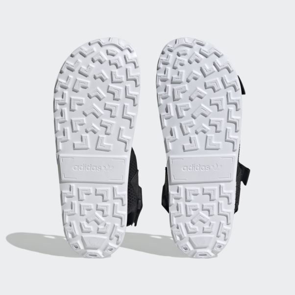 Sandales Adilette Aventure Noir Adidas
