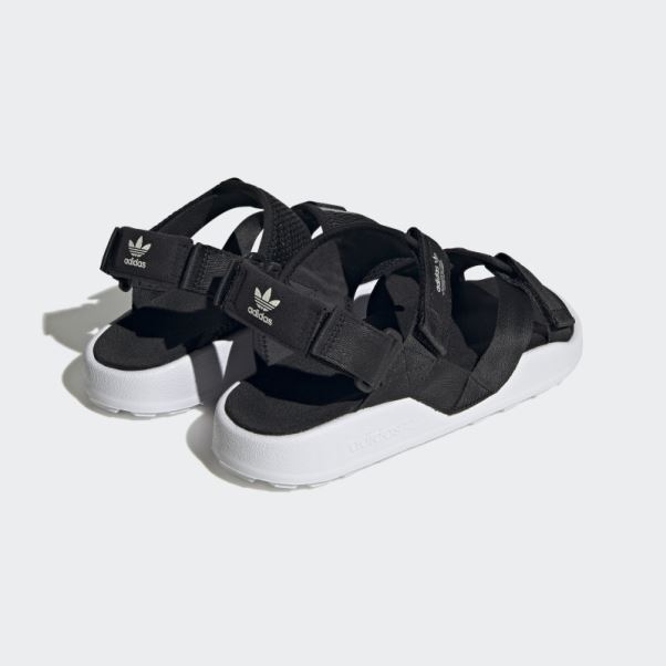 Sandales Adilette Aventure Noir Adidas