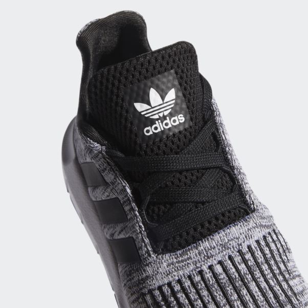 Chaussures Adidas Swift Run Noir