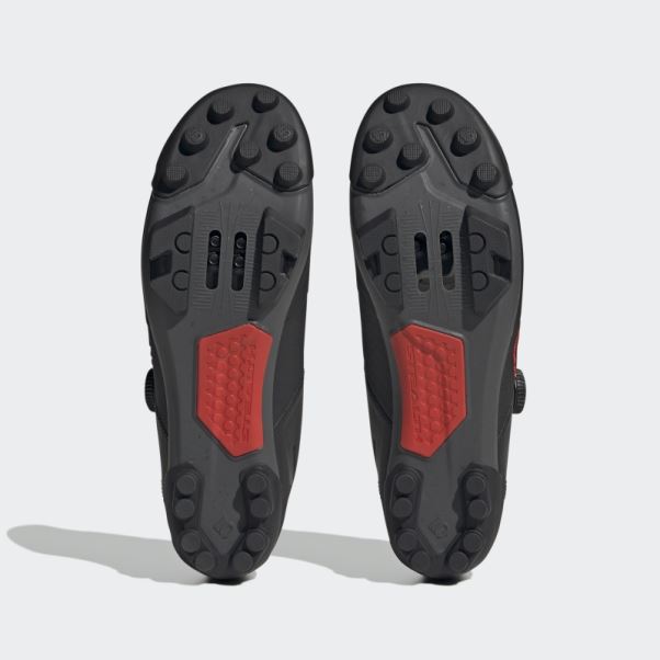 Chaussures Adidas 5 Ten Kestrel Boa Noir