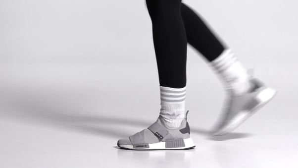 Chaussures Adidas Nmd-r1 Grises