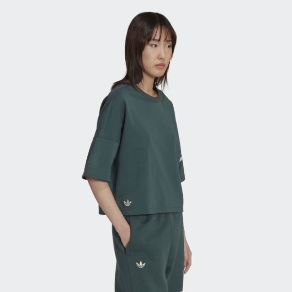 Tee Shirt Adicolor Neuclassics Vert Minéral Adidas