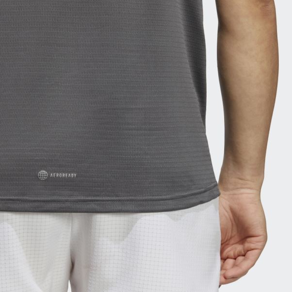 Adidas Possède Le T-shirt De Course Gris