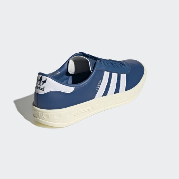 Adidas Pantone