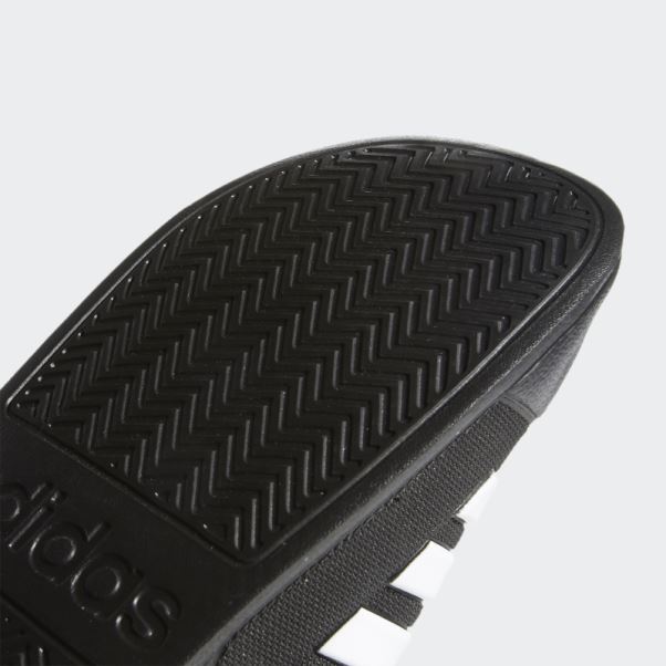 Adidas Adilette Toboggans De Douche Noir/blanc