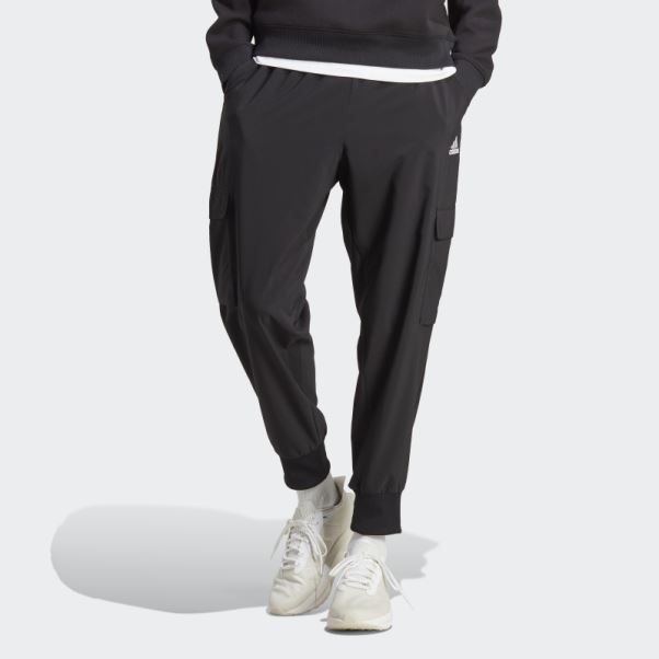 Pantalon Cargo Adidas Essentials Noir à Petit Logo Tissé à La Cheville