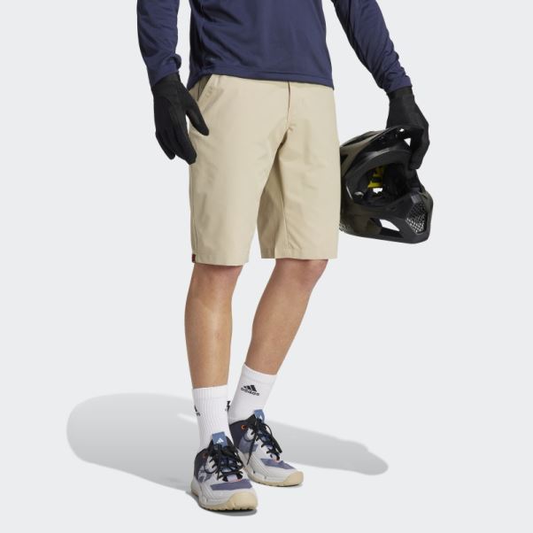 Adidas Five Ten Brand Of The Brave Short Savane