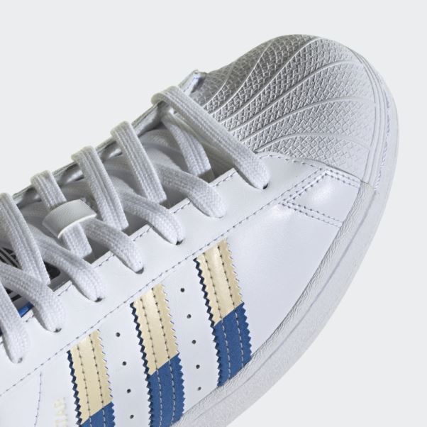 Chaussure Adidas Superstar Sable