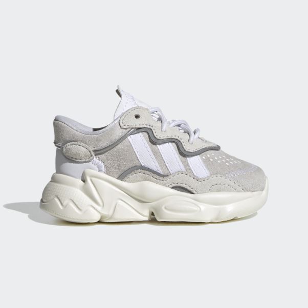 Chaussure Adidas Ozweego Blanche
