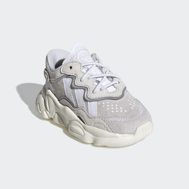 Chaussure Adidas Ozweego Blanche