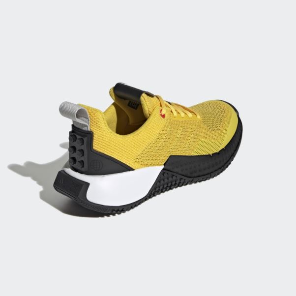 Eqt Jaune Chaud Adidas X Lego Sport Pro Chaussures
